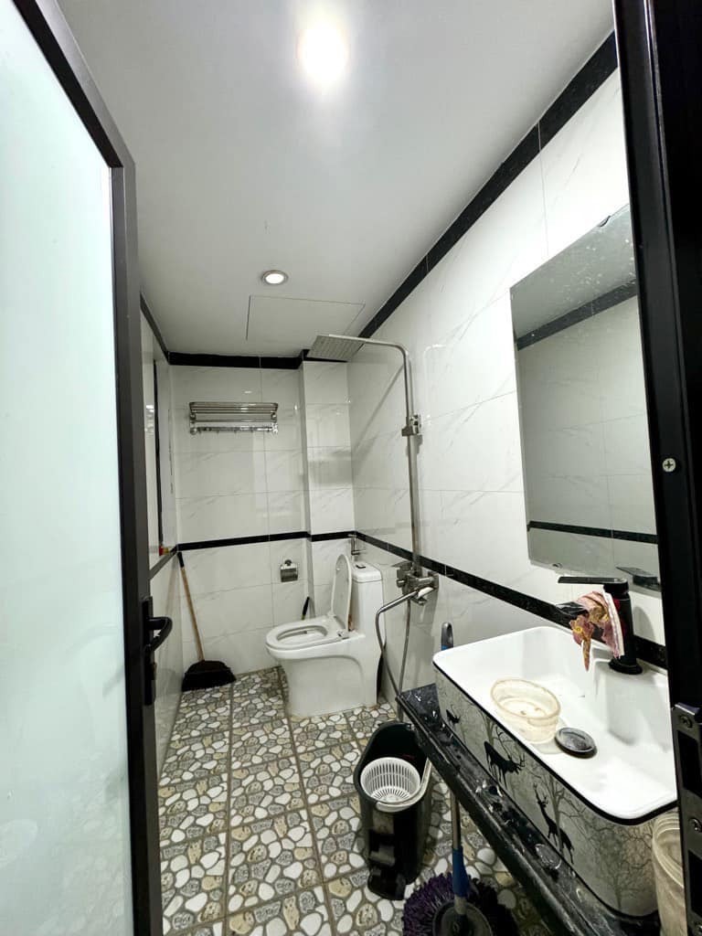 Nhà 5 Tầng Đại Mỗ - 31m2 - Gần Ô Tô - Giá 4 Nhỉnh - Sơn 0397033017