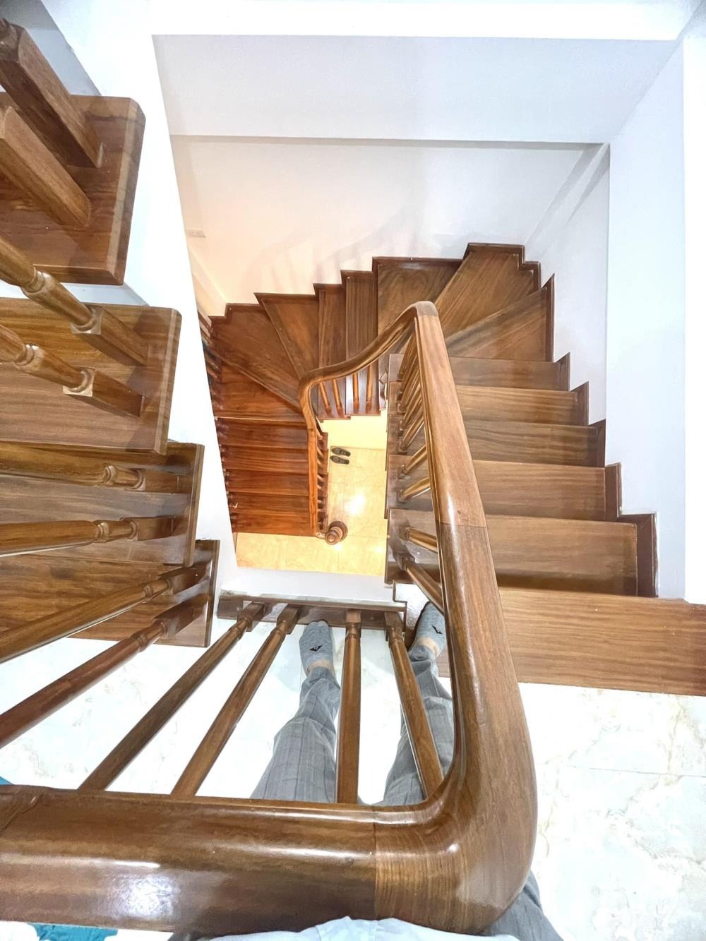 Bán nhà Kim Giang 42m2, 5 tầng, Giá 5.68 Tỷ - Vị Trí Đẹp, Pháp Lý Chuẩn
