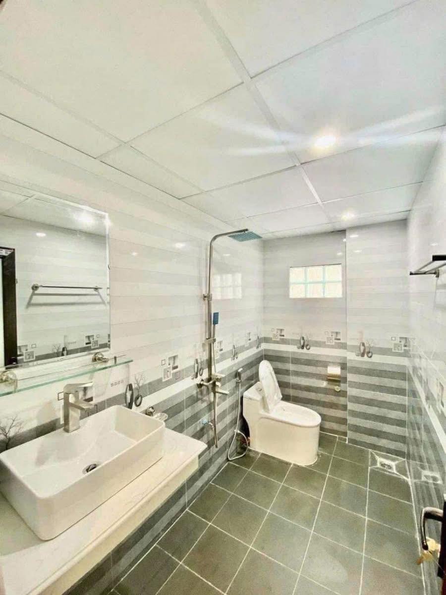Nhà Phố Ngô Quyền, La Khê, Hà Đông: 40m² - 5 Tầng - 9.4 Tỷ