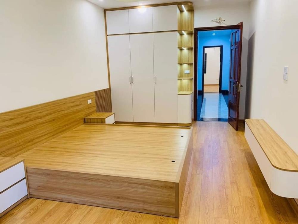 Bán nhà Kim Giang - 45m2 x 4T - Giá 5.88 tỷ - Vị trí đẹp, ô tô gần