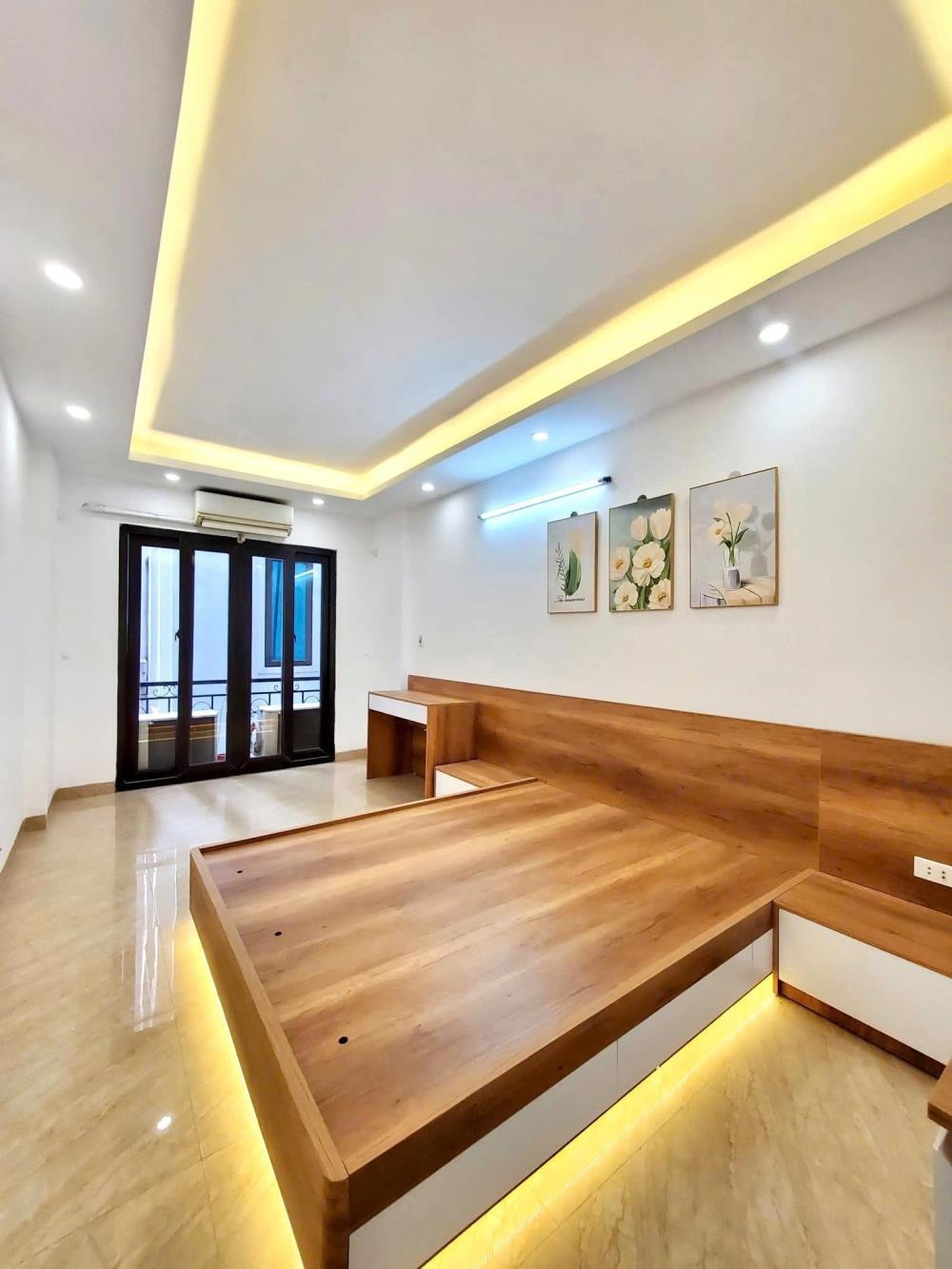 Khương Trung Thanh Xuân: Nhà 5 Tầng Full Nội Thất, Giá 6 Tỷ - Vị Trí Đắc Địa