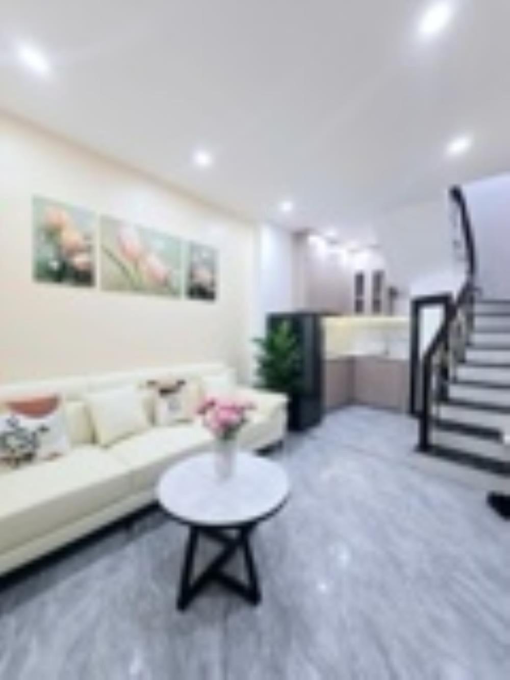 Lê Lợi Hà Đông: Vị trí Vàng, 4 Tầng Mới, Giá 6.8 Tỷ