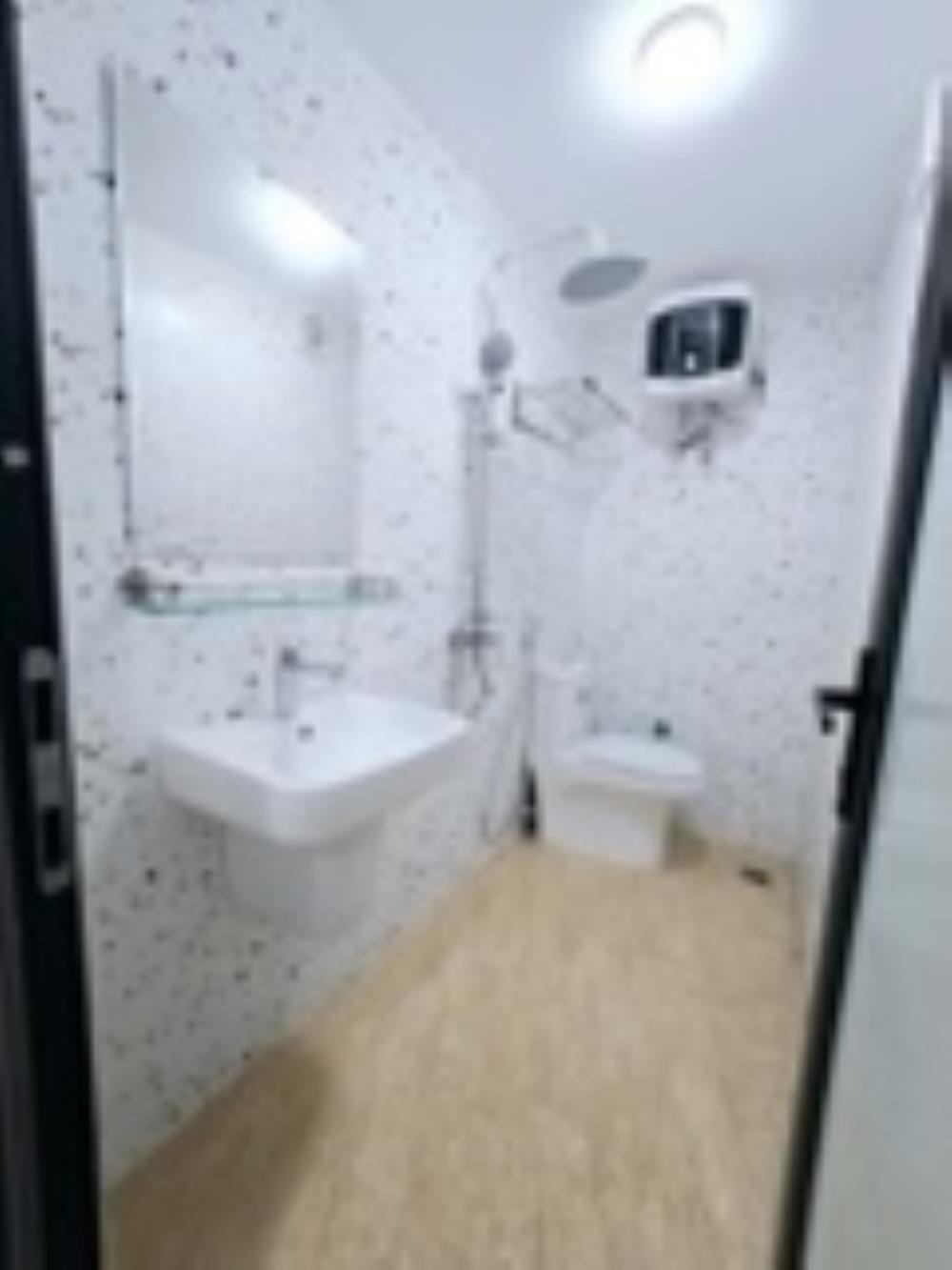 Lê Lợi Hà Đông: Vị trí Vàng, 4 Tầng Mới, Giá 6.8 Tỷ