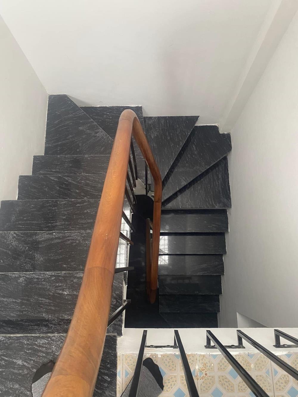 Nhà phố Thanh Xuân - 5 tỷ98 - Oto đỗ cửa - 4 tầng - Nội thất đẹp