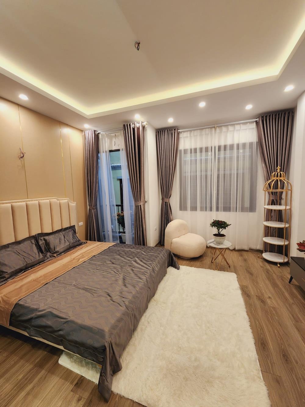 Bán Nhà Kim Giang 4 Tầng, 46m2, Giá 5.7 Tỷ - Gần Ô Tô, Thông Thoáng