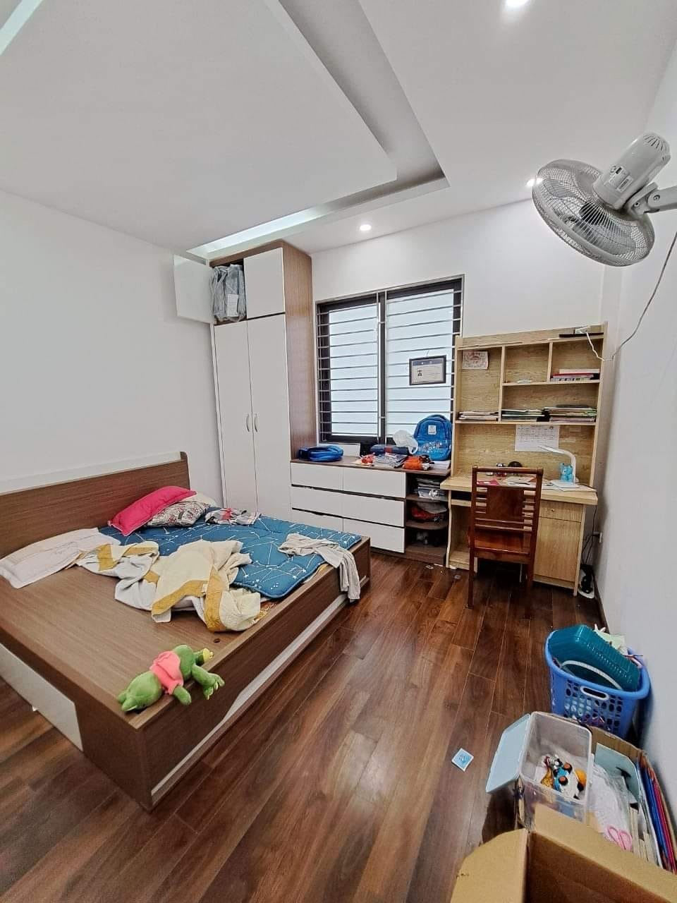 Bán nhà Hoàng Liệt 41m2 x 4T, Giá 5.25 tỷ - Vị trí đẹp, Tiện ích đầy đủ