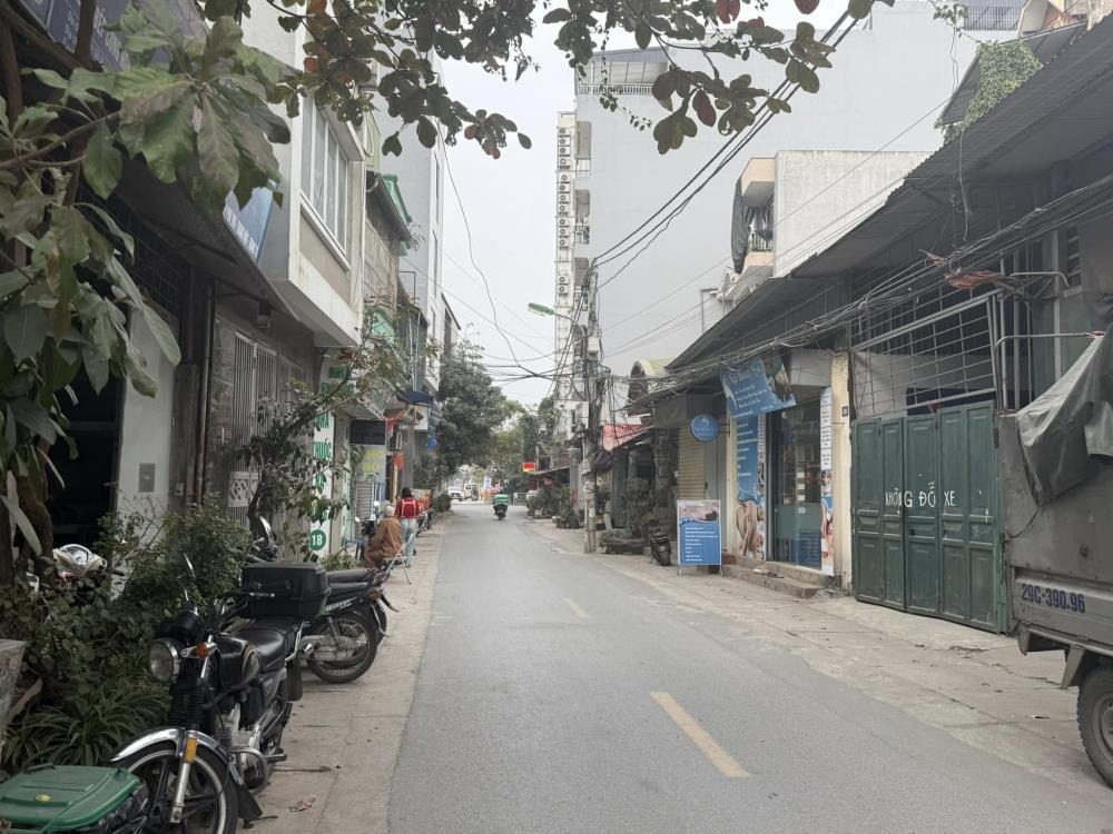 Bán Đất Đại Mỗ Giá Rẻ - Mặt Ngõ Ô Tô Đỗ Cửa - 40m2 - Pháp Lý Sạch