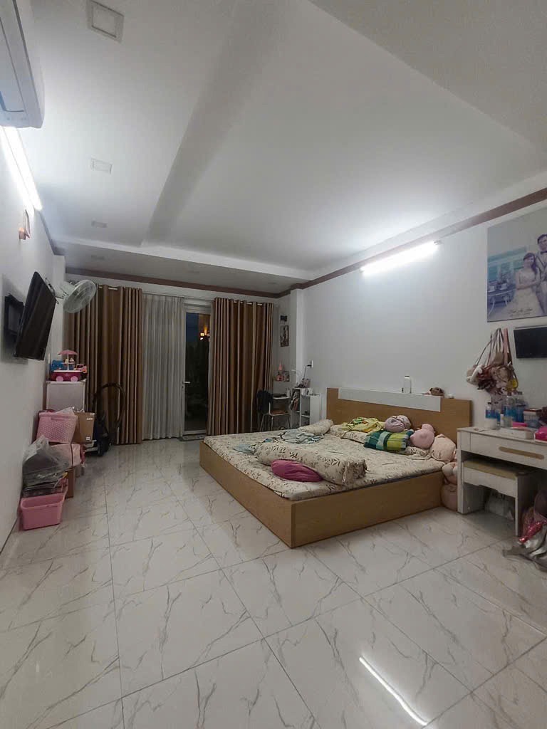 Bán Nhà Hẻm 4x22m, Quận 8 - Vị Trí Đắc Địa, Giá Tốt