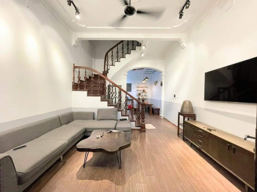 Bán Nhà Linh Đàm 40m2, 5 Tầng, Giá 5.35 Tỷ - Vị Trí Đẹp, Gần Hồ