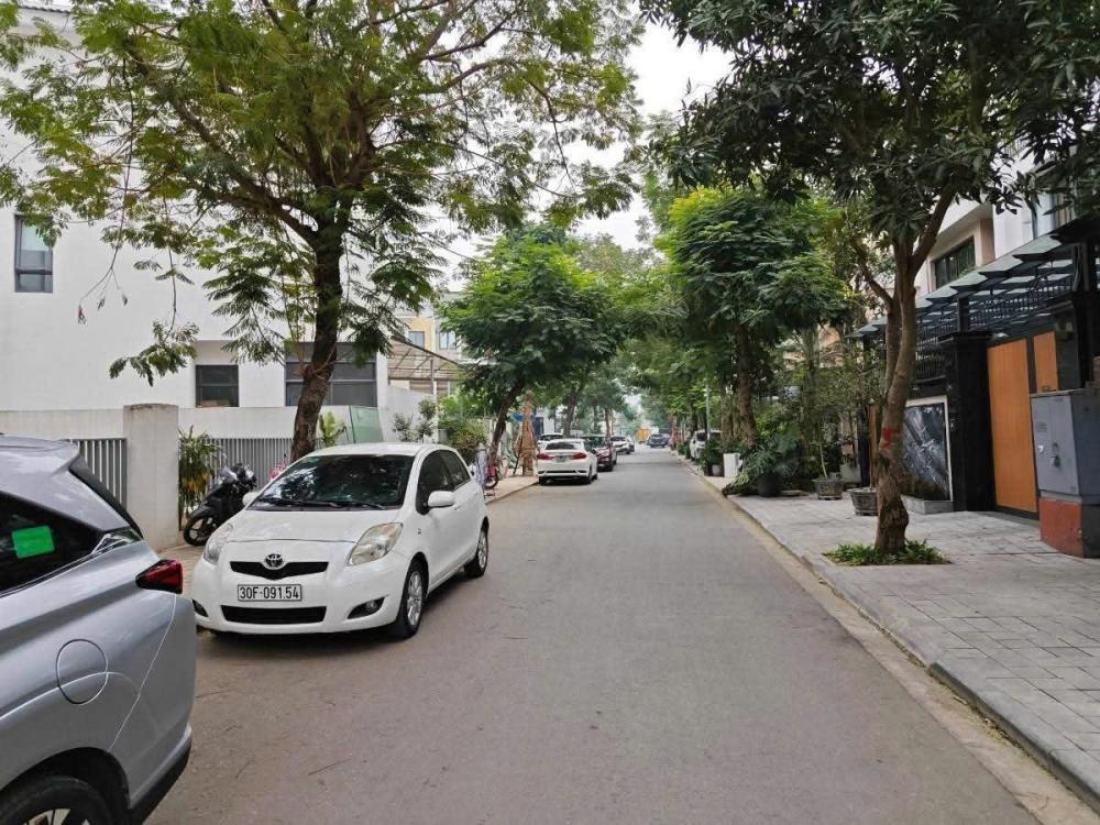 Biệt Thự Hàm Nghi: 2 Mặt Thoáng, Có Hầm, Thang Máy, 40 Tỷ