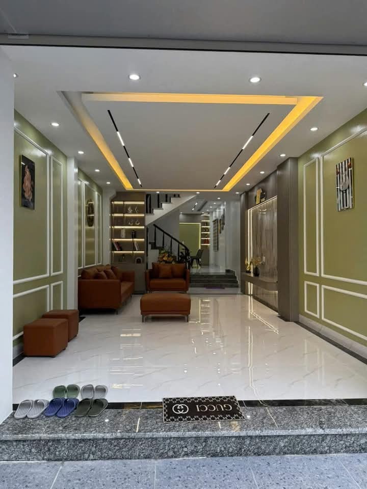 Chung Cư Mini Hồ Tùng Mậu: Giá 9.6 Tỷ, Dòng Tiền 40 Triệu/Tháng - Đầu Tư Sinh Lời