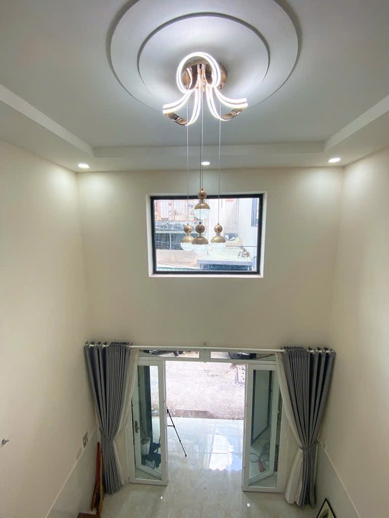 Bán Nhà Hẻm 4x10.3m, 5 Lầu, Quận 8 - Giá 6.9 Tỷ