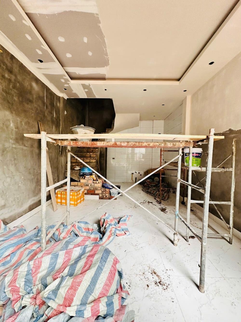 An Dương Vương - Nhà 5 Tầng, Mặt Tiền Rộng, Giá Tốt - Tây Hồ