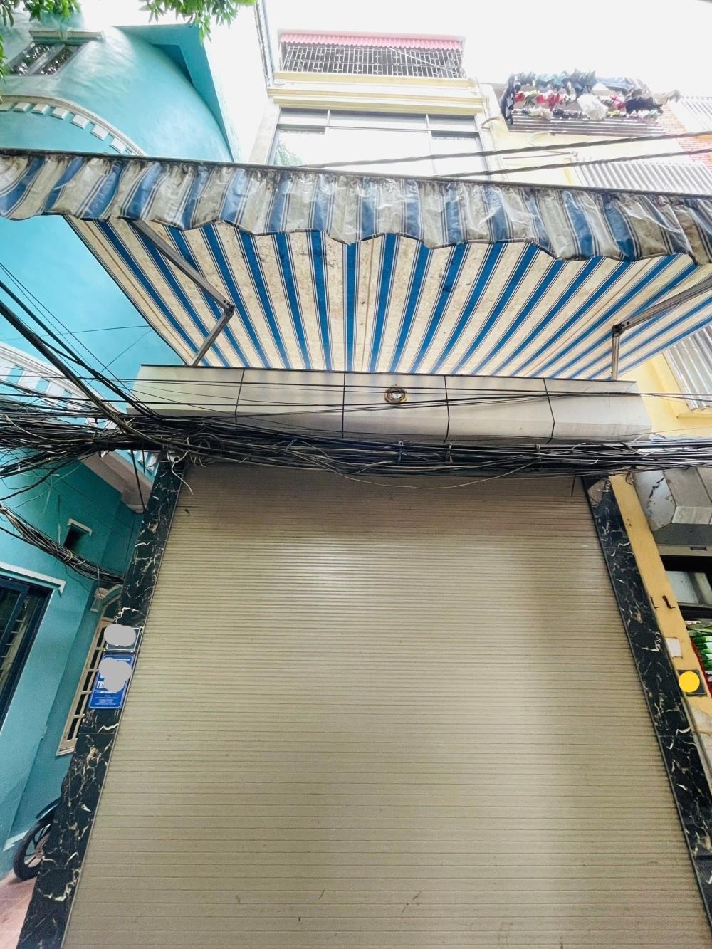 Bán nhà Hà Nội: Vị trí đắc địa, gần công viên, bãi gửi ô tô, 9.4 tỷ