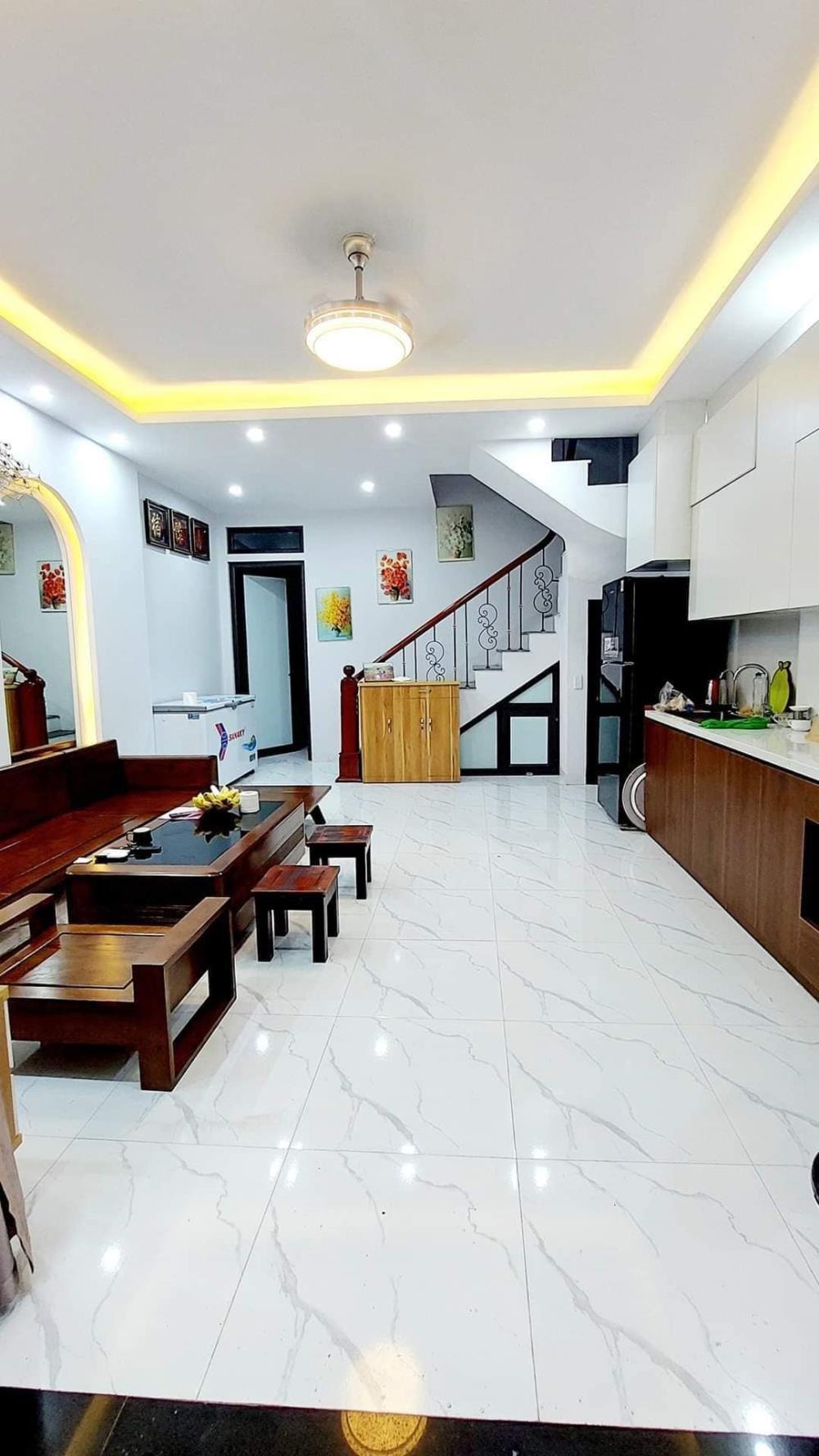 Bán Nhà Nguyễn Hữu Thọ Đại Kim DT 45m2, 5 Tầng, Giá 6.1 Tỷ - Vị Trí Đẹp, Full Nội Thất