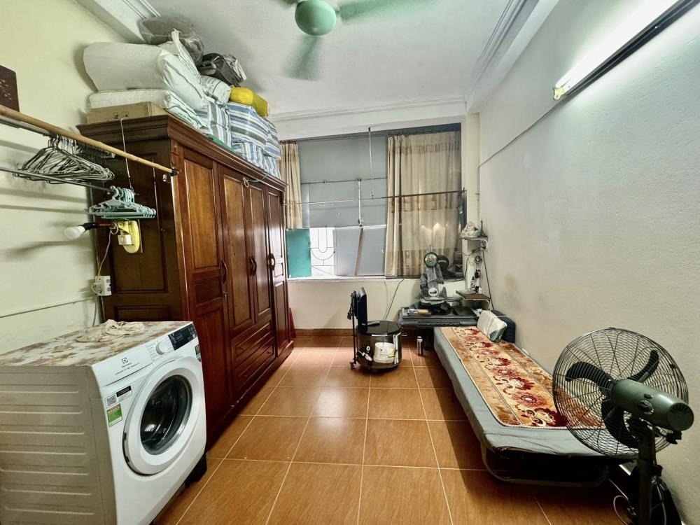 Bán nhà võ chí công 32m2 x 5 tầng, MT 3.3m, Giá 7.85 tỷ, Cầu Giấy