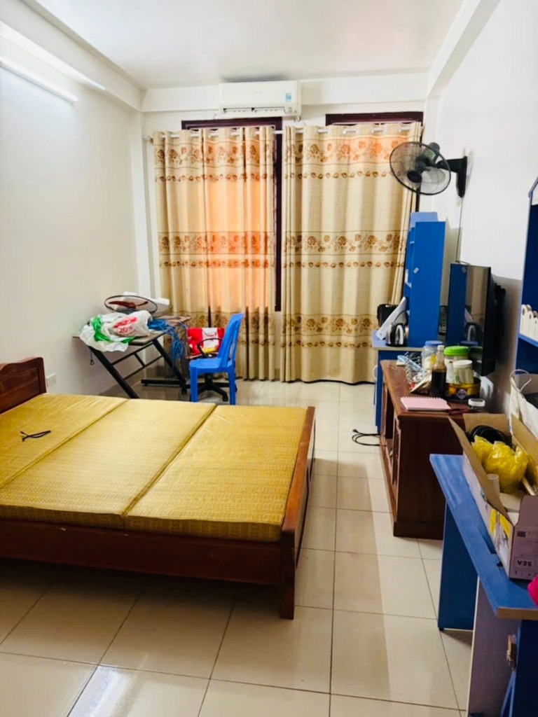 Bán nhà 5 tầng, 40.7m2, gần Học viện Cảnh sát Nhân dân - Giá 13.9 tỷ