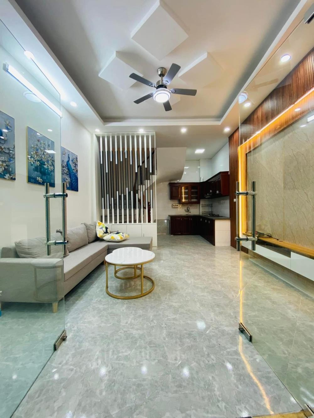 Nhà Nguyễn Hữu Thọ, ĐT Nhà 43m2, MT 3.5m, 4 Tầng, Giá 5.66 Tỷ