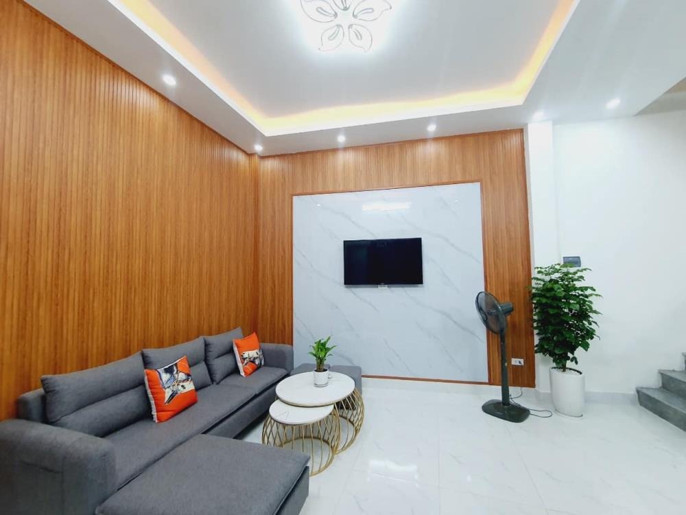 Bán nhà Kim Giang 40m2 x4 tầng, Giá 5-6 tỷ - Vị trí đẹp, Full tiện ích