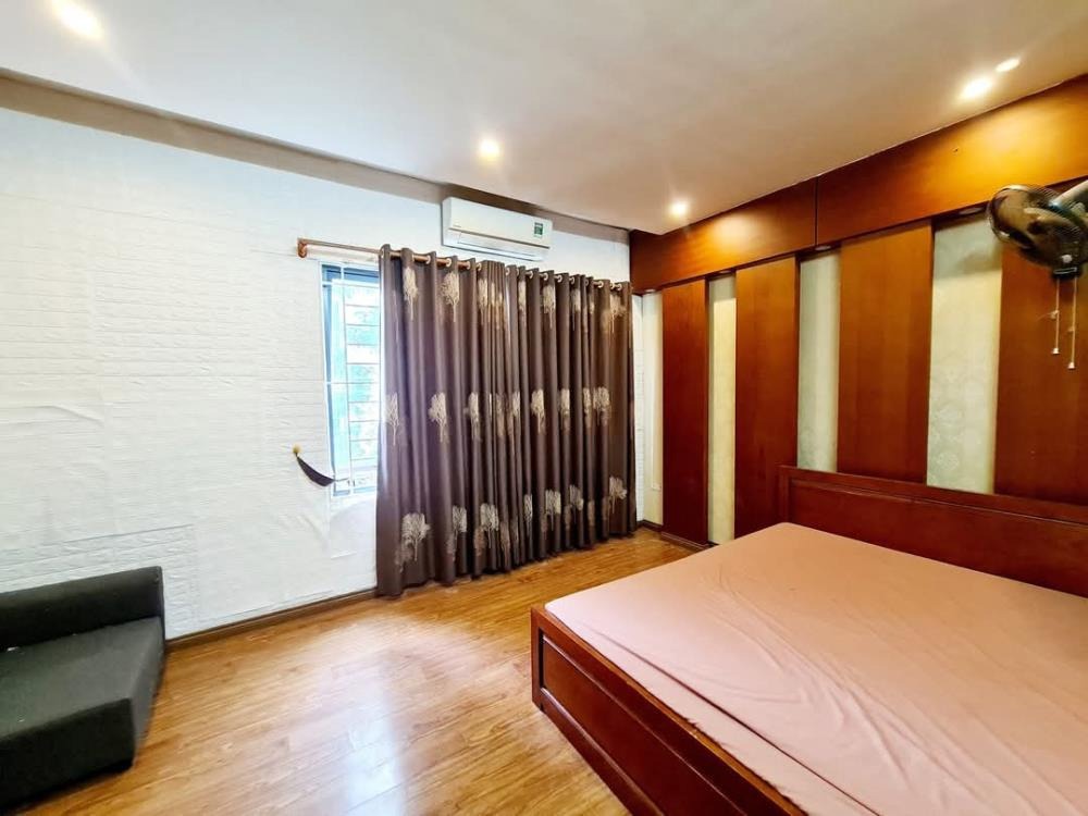 Nhà Nguyên Hồng - Đống Đa: 46m2, 6 Tầng, MT 5m, Kinh Doanh Đỉnh Cao
