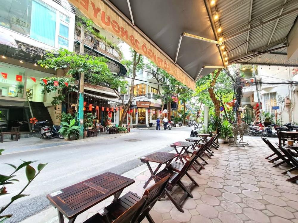 Nhà Nguyên Hồng - Đống Đa: 46m2, 6 Tầng, MT 5m, Kinh Doanh Đỉnh Cao