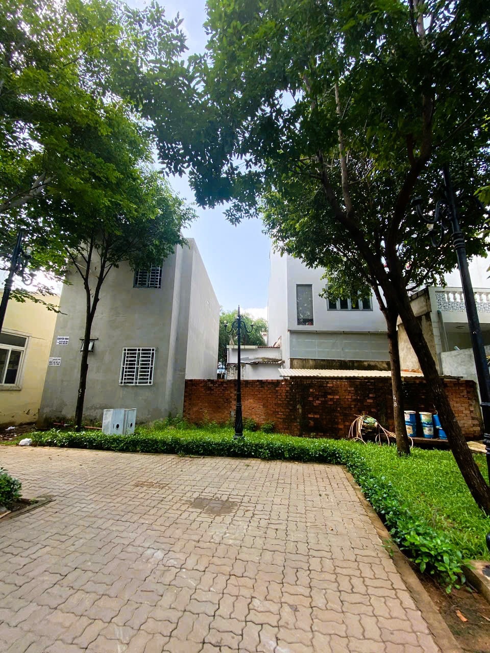 Bán nhà 2 Mặt Tiền Quận 2, 182m², 14.2 tỷ - Vị Trí Đắc Địa