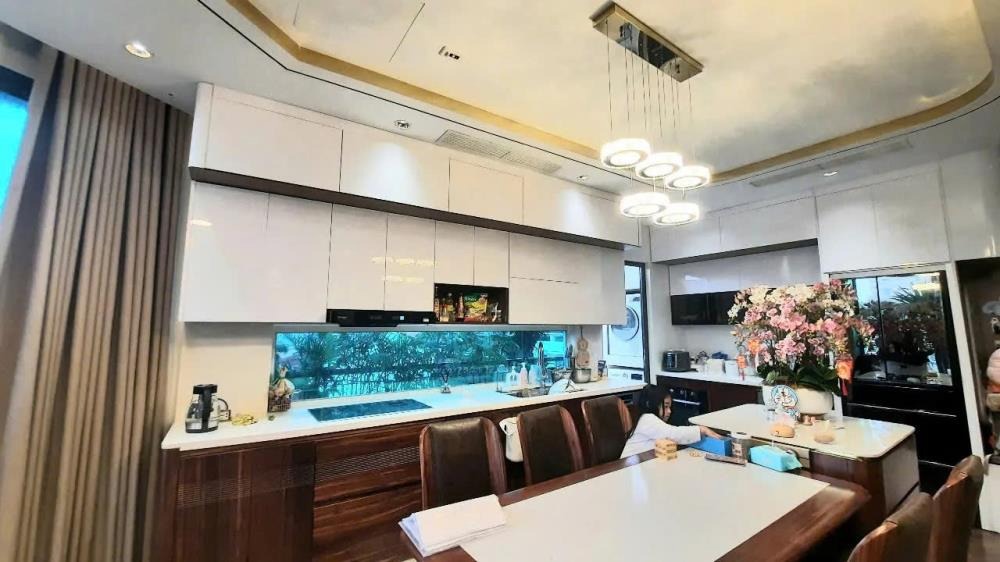 Bán nhà liền kề Bắc Linh Đàm 105m2, 6 tầng, mặt tiền 20m, lô góc, giá 52 tỷ