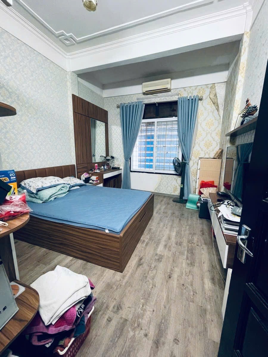 Bán nhà ngõ Thái Hà, Đống Đa 60m2, 4 tầng, MT 3.7m - Giá 1x tỷ