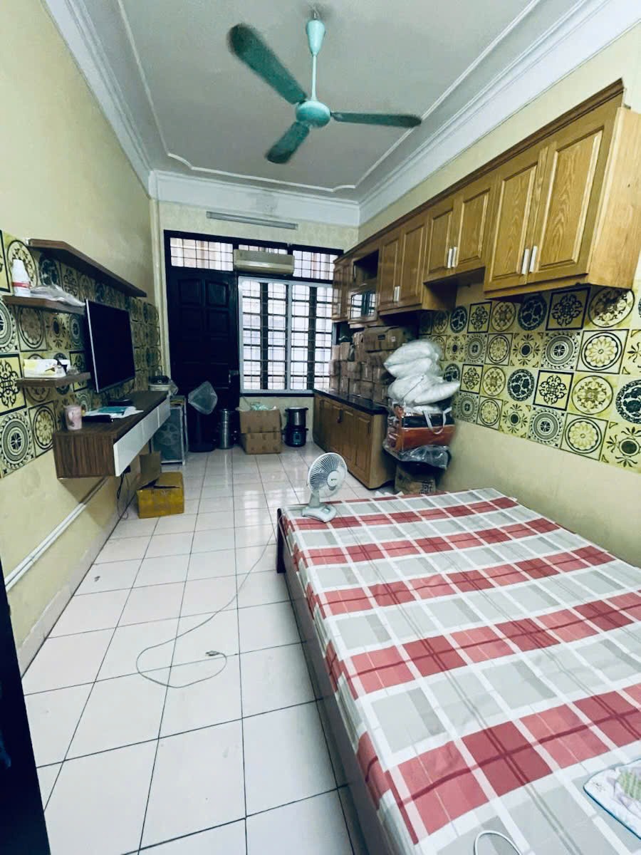 Bán nhà ngõ Thái Hà, Đống Đa 60m2, 4 tầng, MT 3.7m - Giá 1x tỷ