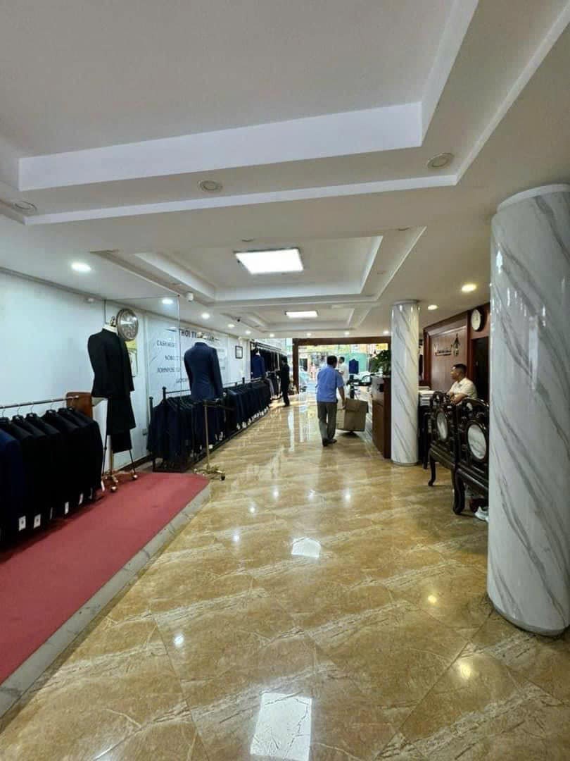 Mặt Phố Lò Đúc VIP: 6 Tầng, Mặt Tiền 6.7m, Kinh Doanh Đỉnh Cao - 0986829988
