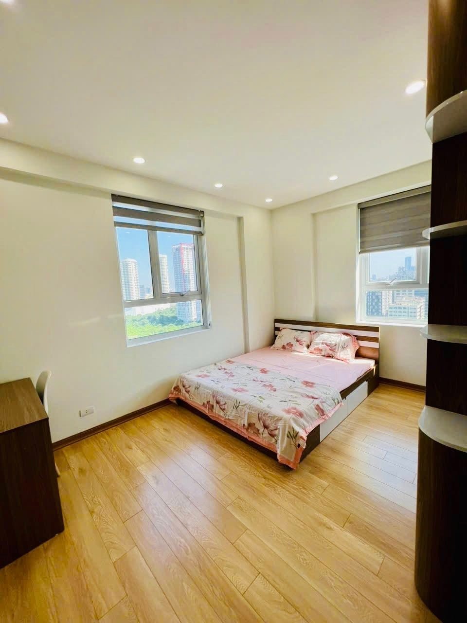 Big Tower 18 Phạm Hùng: Căn Góc 125m² - View Đẹp - Giá 7.3 Tỷ