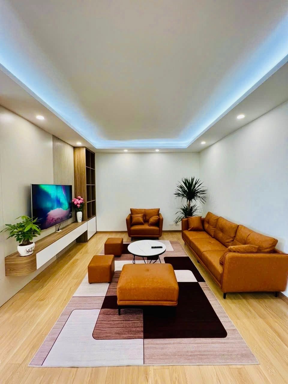 Big Tower 18 Phạm Hùng: Căn Góc 125m² - View Đẹp - Giá 7.3 Tỷ