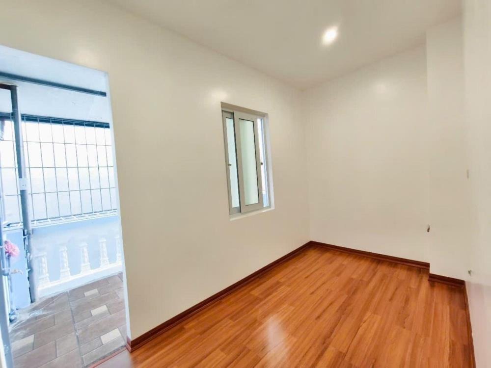Lĩnh Nam - Nhà Đẹp 4 Tỷ - 3 Ngủ - Gần Ô Tô - Ngõ Rộng Thoáng