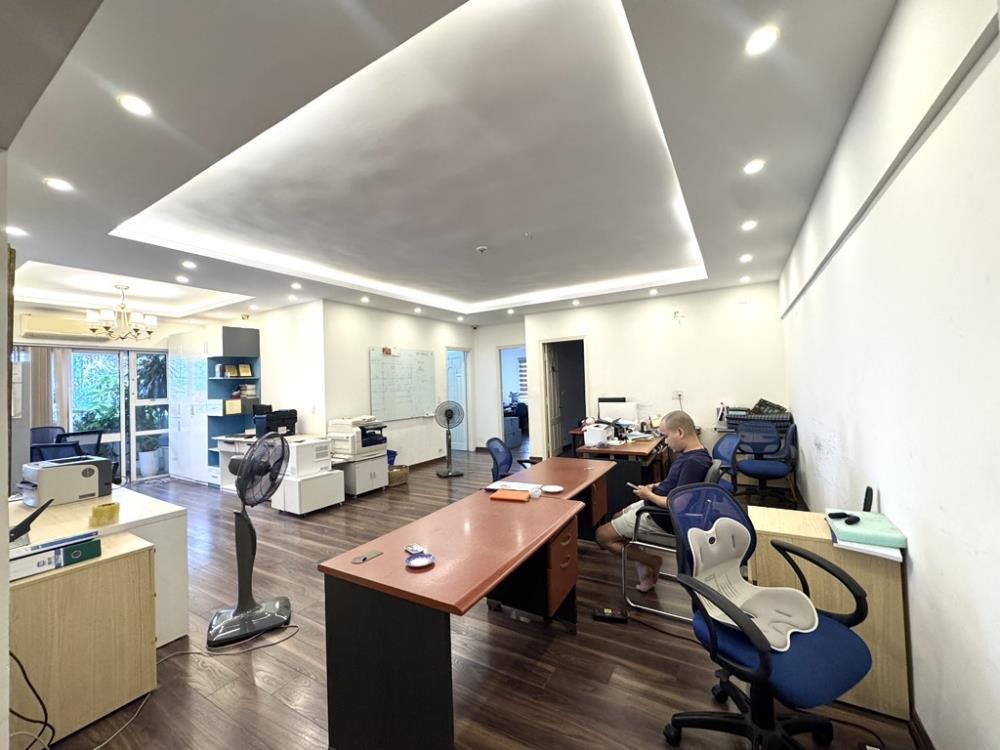 Bán chung cư Láng Hạ - 3PN - View đẹp - Gần Rạp Quốc Gia