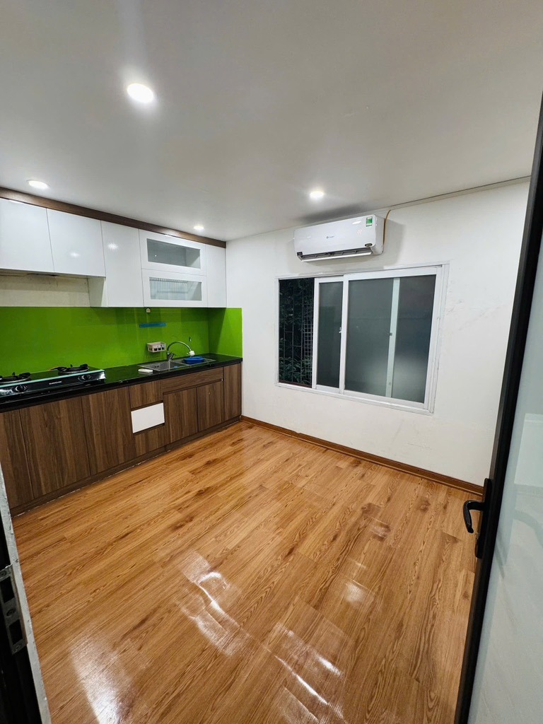 Bán nhà 5 tầng Hà Nội giá 7.5 tỷ - Vị trí đẹp, diện tích 30m2