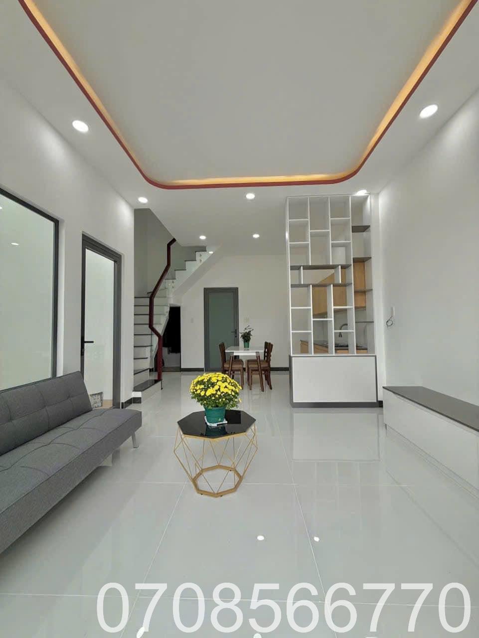 Nhà 80m2, 1 trệt 1 lầu, Giá 850tr - Đầu tư sinh lời, Vị trí Đắc Địa