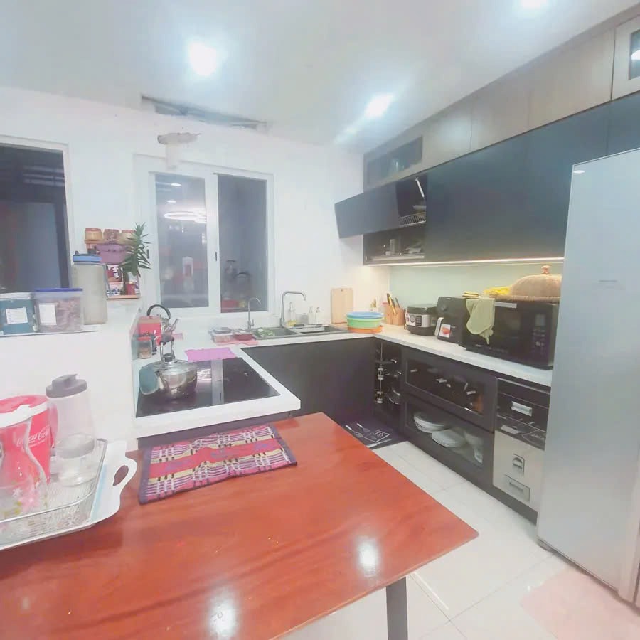 Nhà 4 Tầng, Có Thang Máy, Phan Huy Ích - Giá 7.8 Tỷ - Vị Trí Đắc Địa