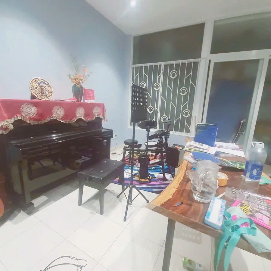 Nhà 4 Tầng, Có Thang Máy, Phan Huy Ích - Giá 7.8 Tỷ - Vị Trí Đắc Địa