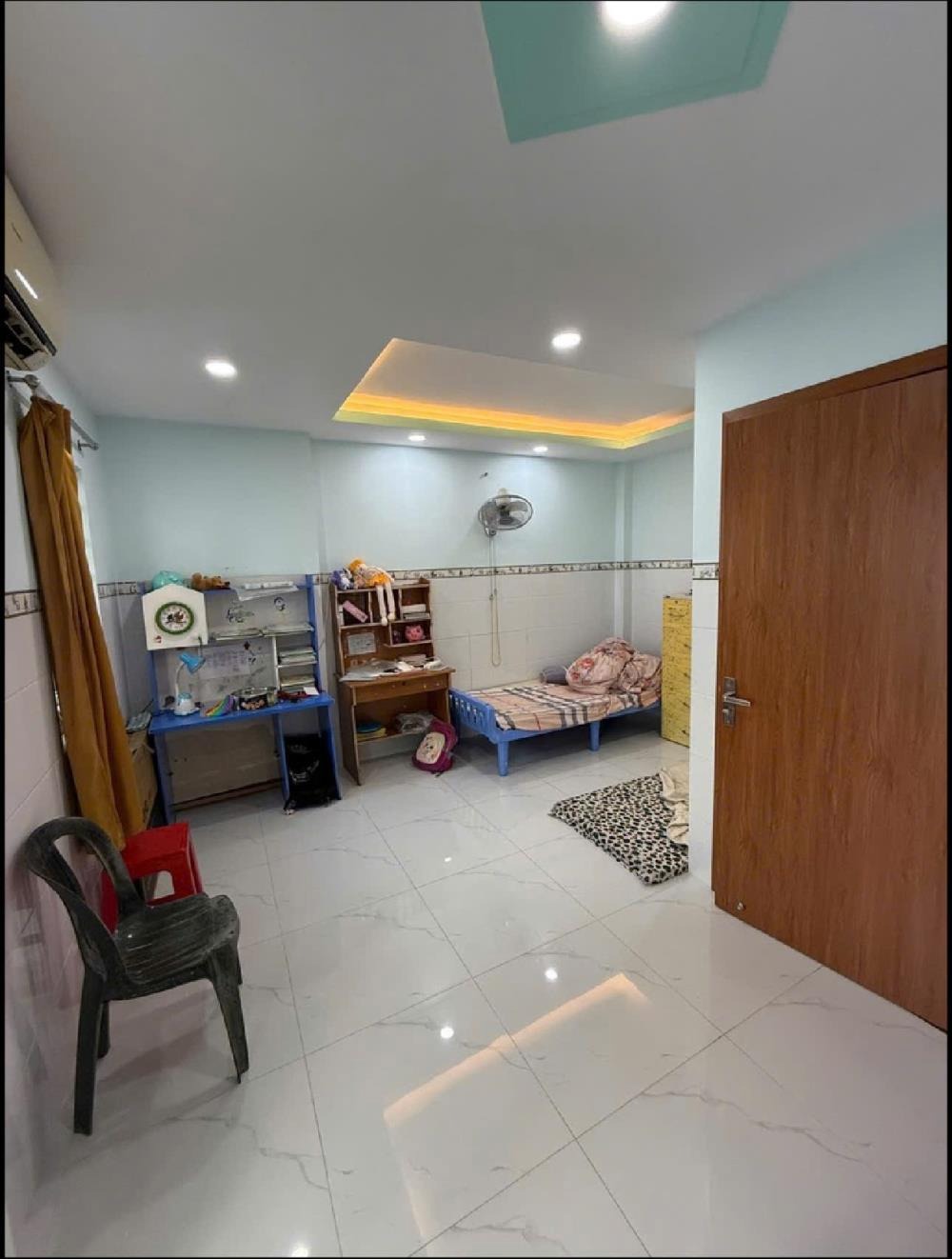 Bán nhà phố Tân Phú - 4 Tầng, BTCT - Ngõ Thông Thoải, Giá 4.8 Tỷ