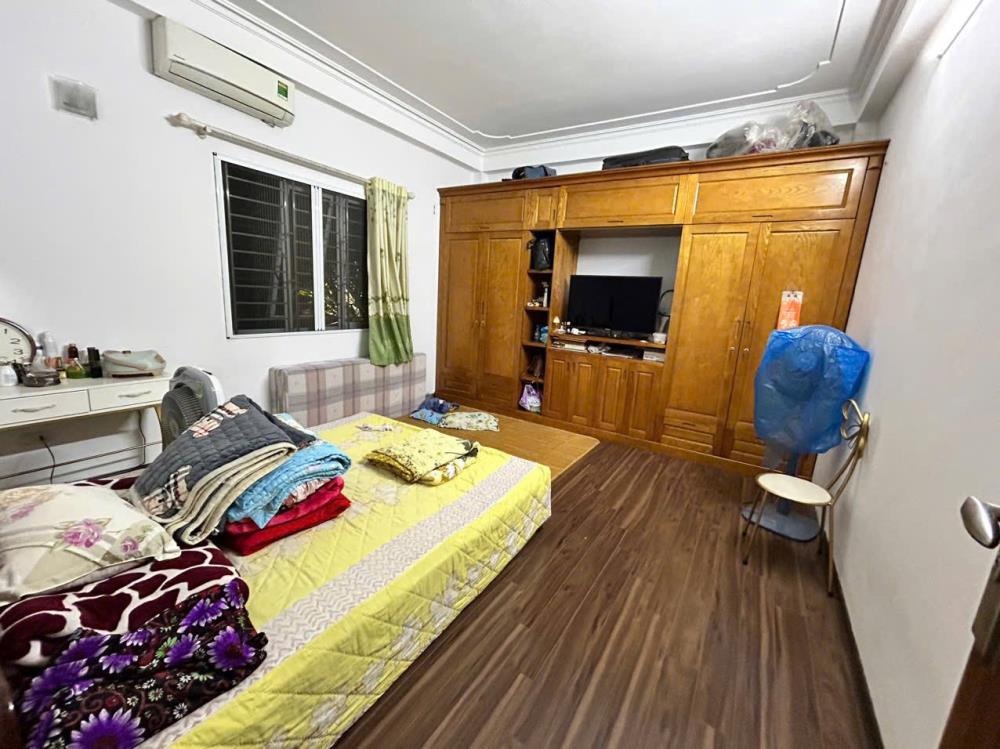 Cổ Nhuế 50m² 3 Tầng Mặt Tiền 4m - 7.5 Tỷ - Lô Góc, Ngõ Ô Tô, Sổ Vuông