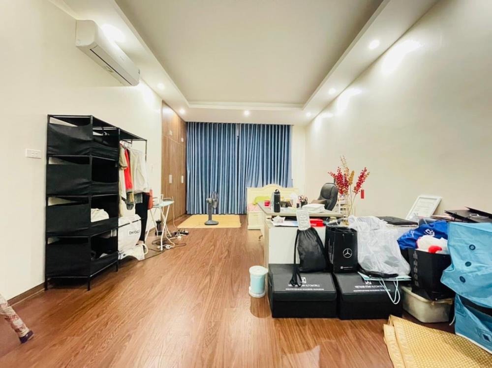 Kim Ngưu - Nhà Dân 4 Tầng, Full Nội Thất, 52m2, Gần Ô Tô - Giá Tốt