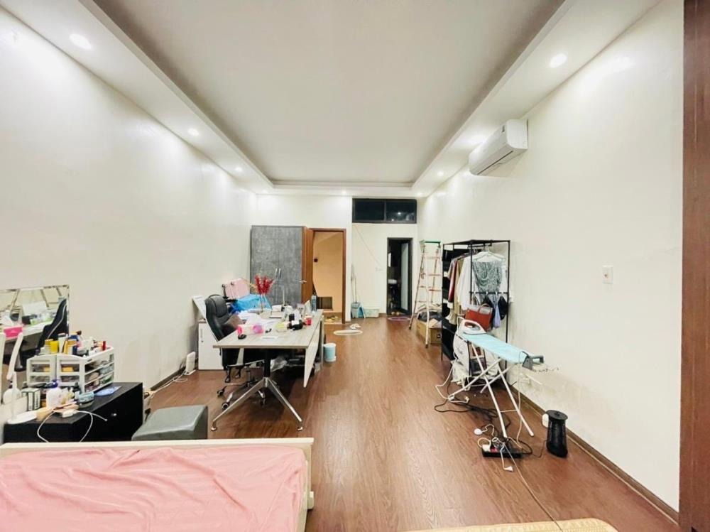 Kim Ngưu - Nhà Dân 4 Tầng, Full Nội Thất, 52m2, Gần Ô Tô - Giá Tốt