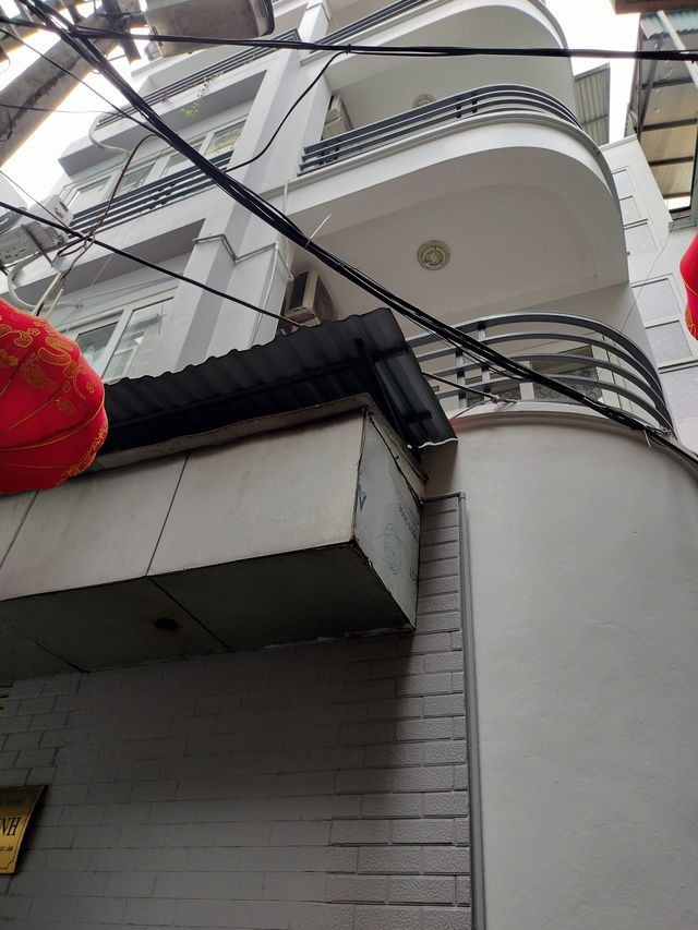 Nhà lô góc Ngọc Lâm - 67m2 - Full tiện ích - 9 tỷ