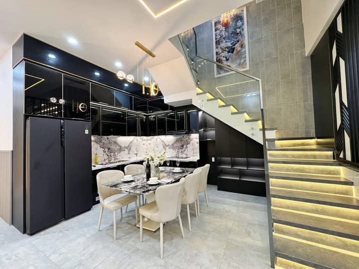 Nhà Đẹp Phú Đô, Nam Từ Liêm - Giá Chỉ 6.5 Tỷ | 53m²