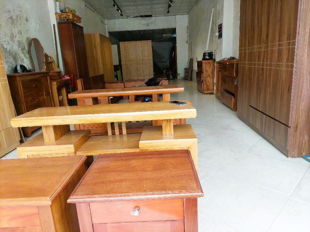Bán Nhà Mặt Phố Lạc Long Quân Tây Hồ 237m² - 85 Tỷ - Vị Trí Đắc Địa