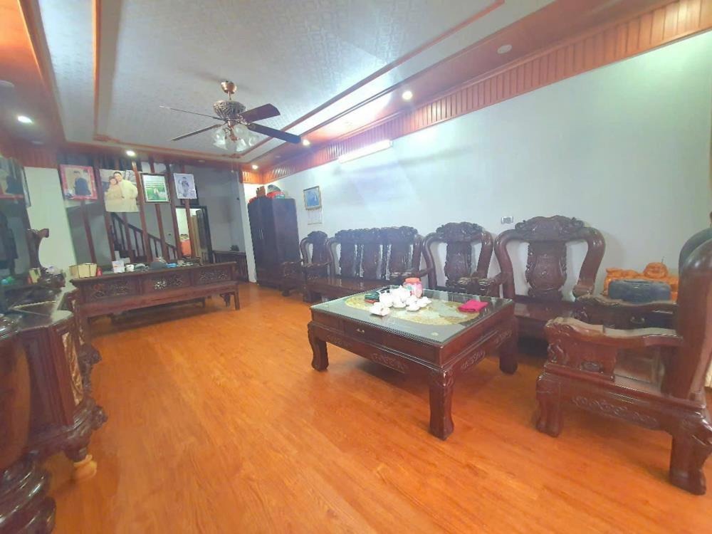 Bán nhà liền kề Văn Phú 90m2 - Giá 19.8 tỷ - Vị trí đẹp, tiện ích đầy đủ