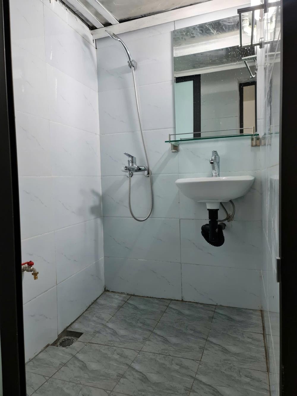 Căn Hộ 4PN, 100m² Cầu Giấy - Giá 3.65 Tỷ - Vị Trí Vàng