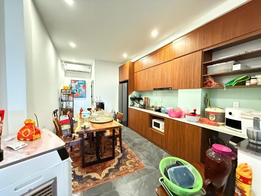 Siêu phẩm Tây Mỗ Đại Mỗ: Nhà 4 Tầng, 42m2, Giá 7.3 tỷ - Full Nội Thất