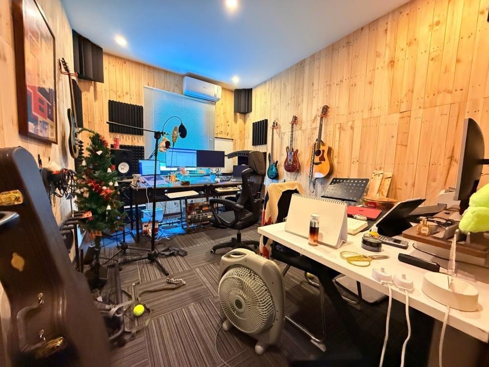 Siêu phẩm Tây Mỗ Đại Mỗ: Nhà 4 Tầng, 42m2, Giá 7.3 tỷ - Full Nội Thất