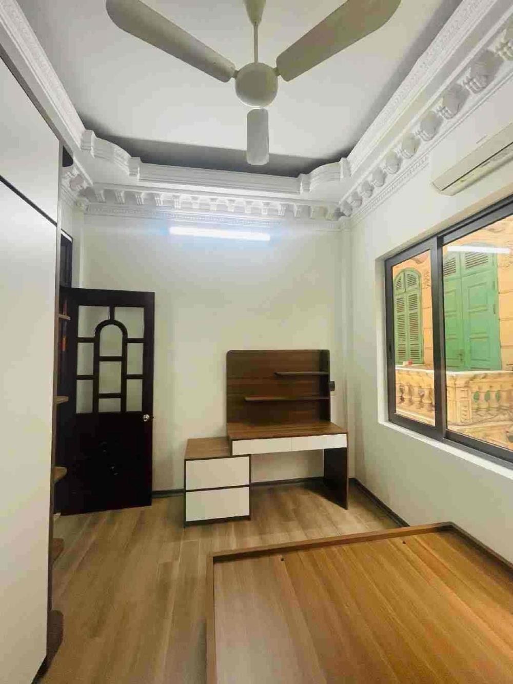 Bán nhà Thái Thịnh Đống Đa 37m2, 5 tầng, 8.8 tỷ - 0388376466